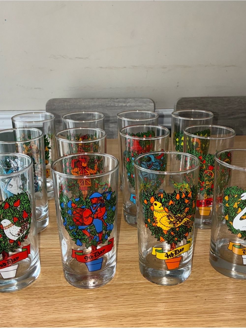 Indiana Glass Colorful Bird and Holiday Wreath Juice Glasses - Multicolor